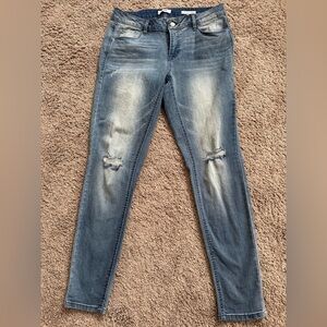 Kensie Blue Wash Knockout Skinny Jeans